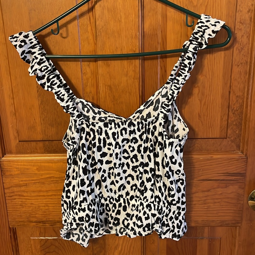 Express Tank Top - Picture 3 of 3